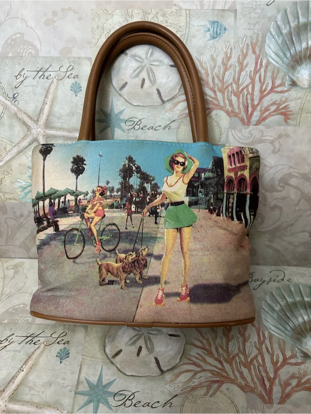 Bueno wearable art